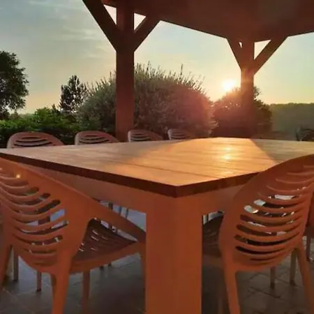 Casa vacanze Magnifique Domaine Du Val Ory Avec Piscine Iffendic